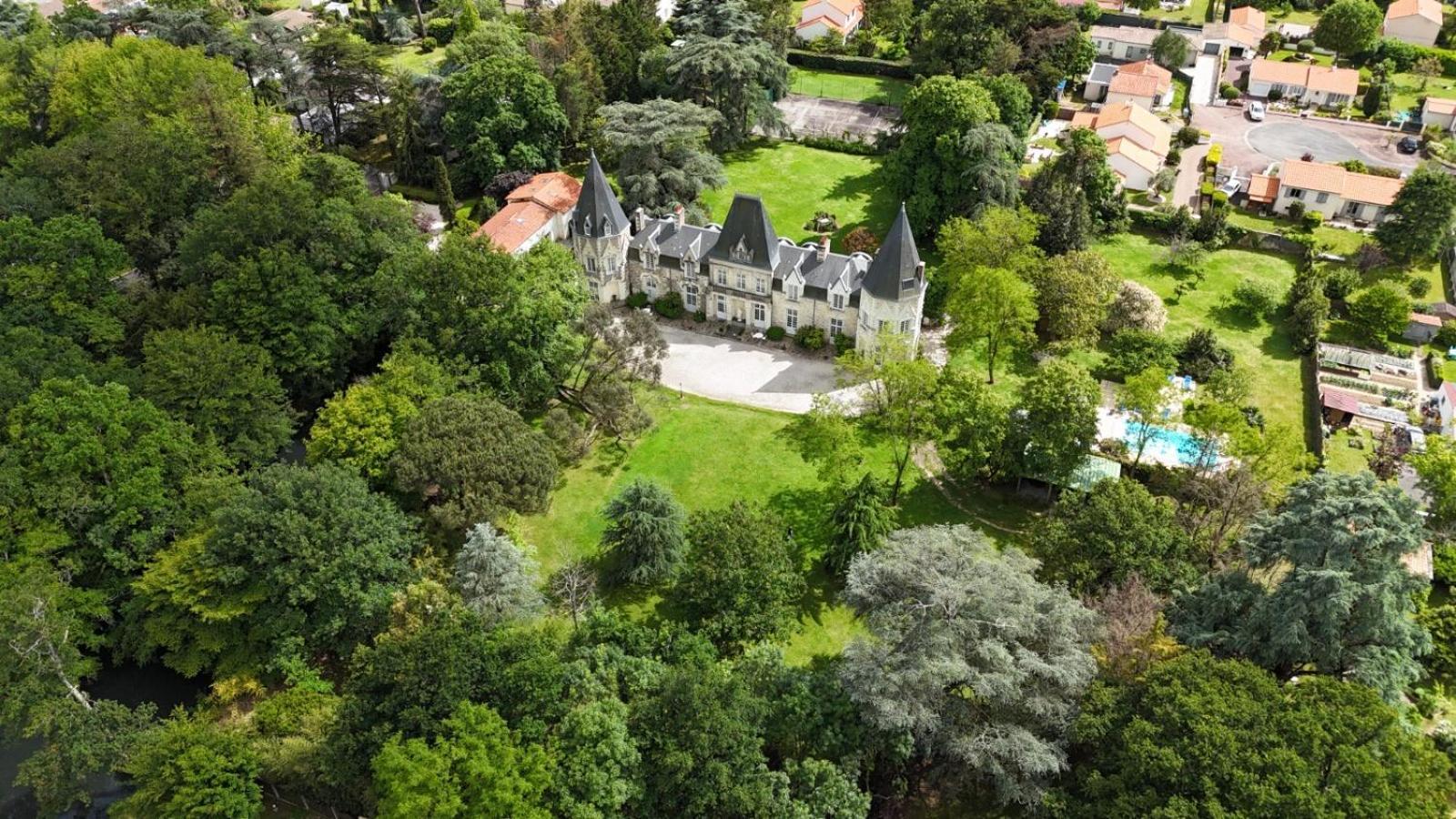 Chateau Du Bois De La Noe Bouaye Экстерьер фото