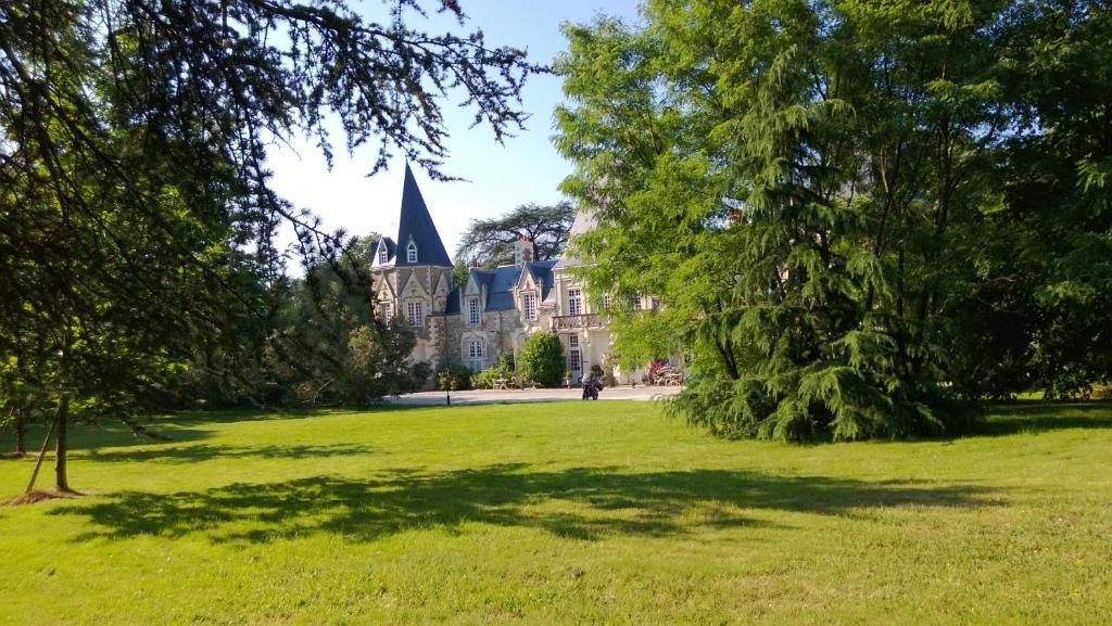 Chateau Du Bois De La Noe Bouaye Экстерьер фото